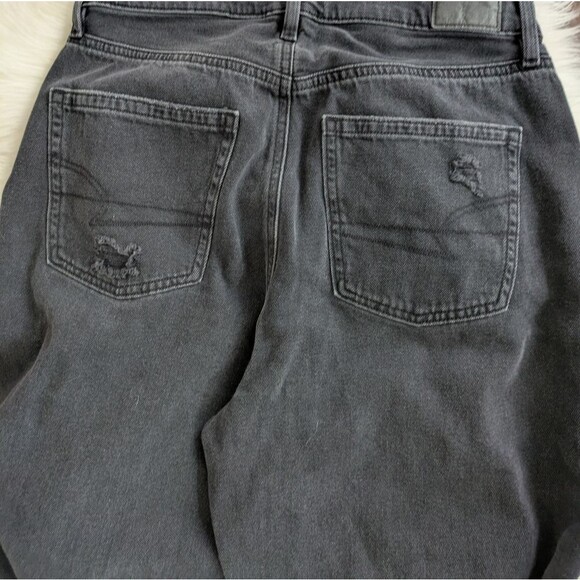 American Eagle Highest Rise 90s Boyfriend Black Jeans Size 10 distressed strigid - Picture 8 of 8